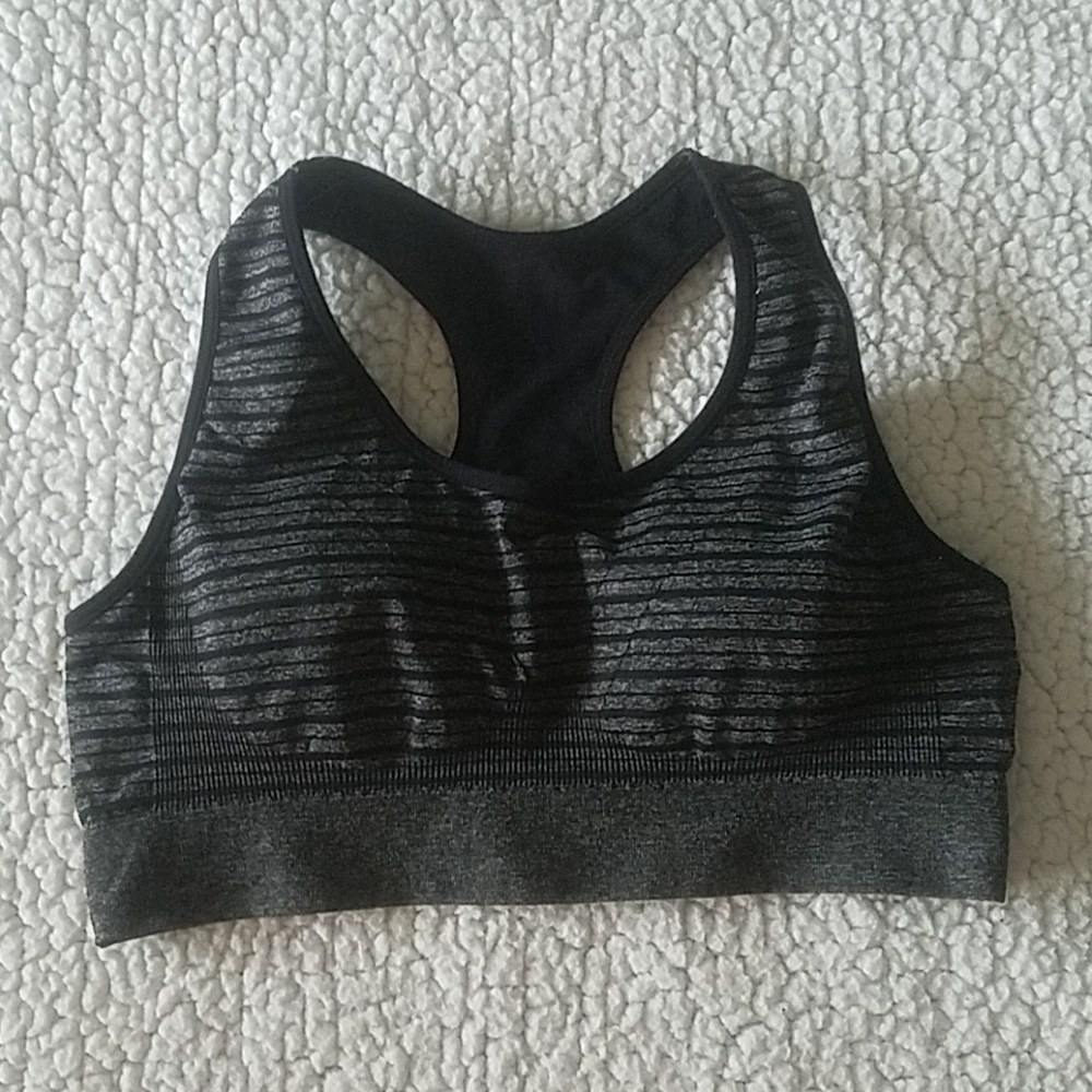 Sports bra